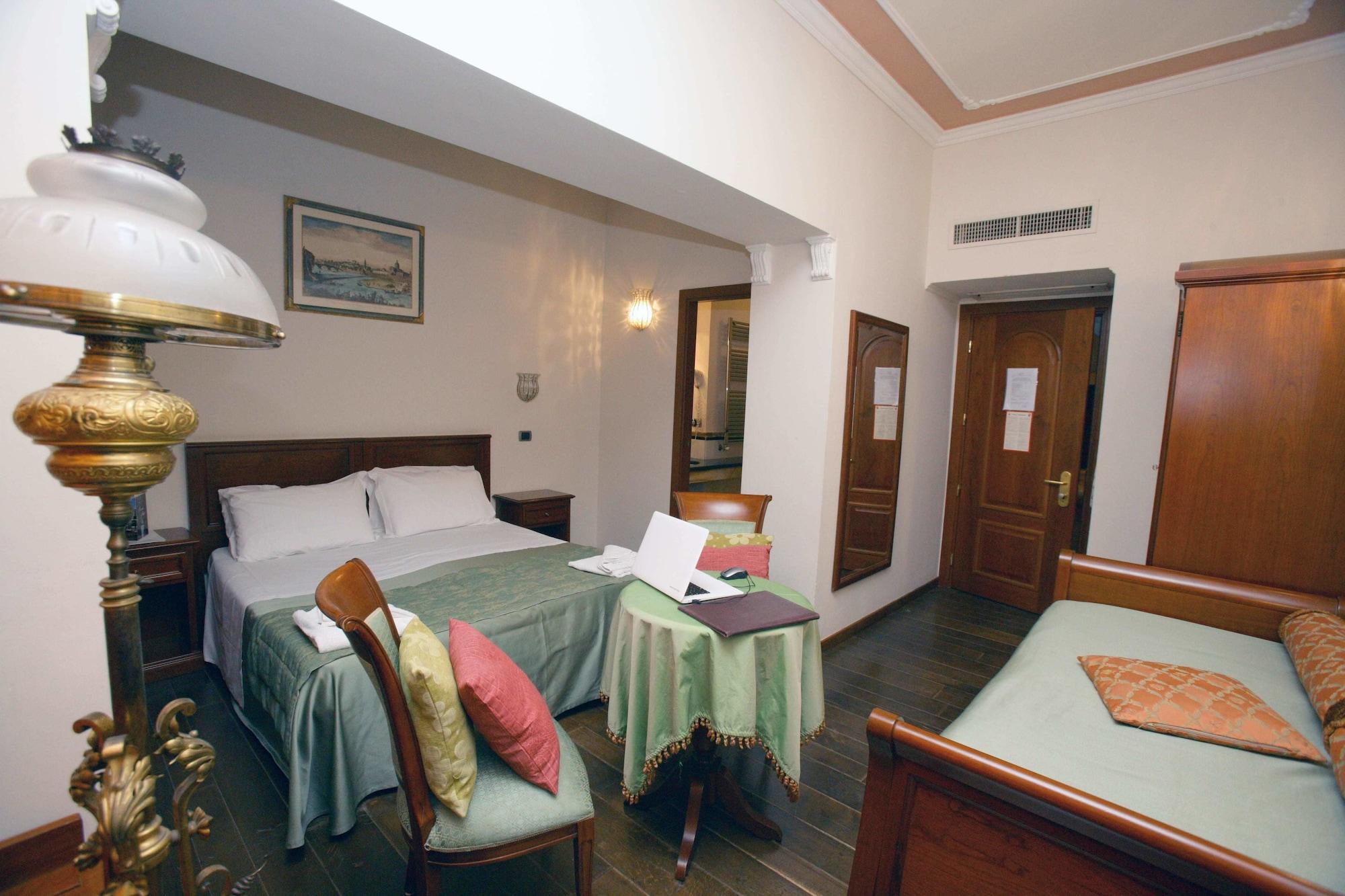 Domus Florentiae Hotel Флоренция Екстериор снимка