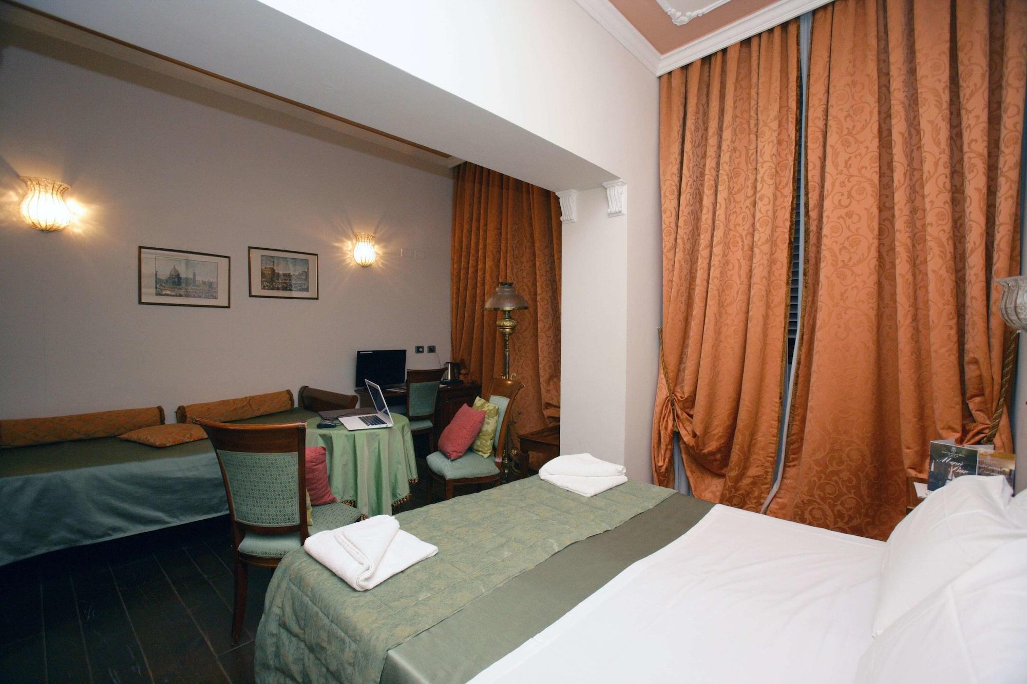 Domus Florentiae Hotel Флоренция Екстериор снимка