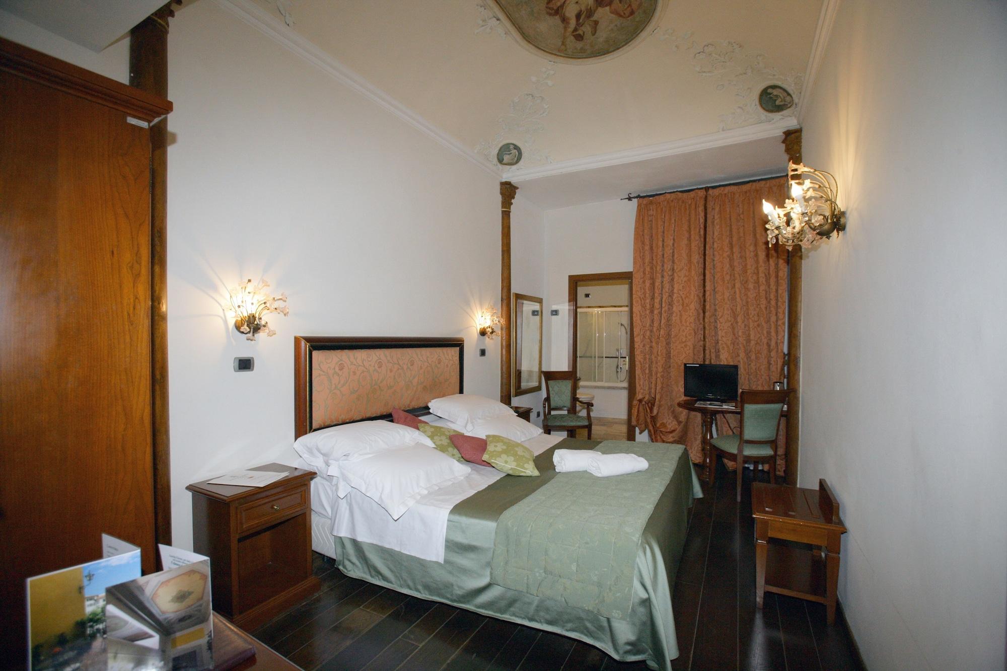 Domus Florentiae Hotel Флоренция Екстериор снимка