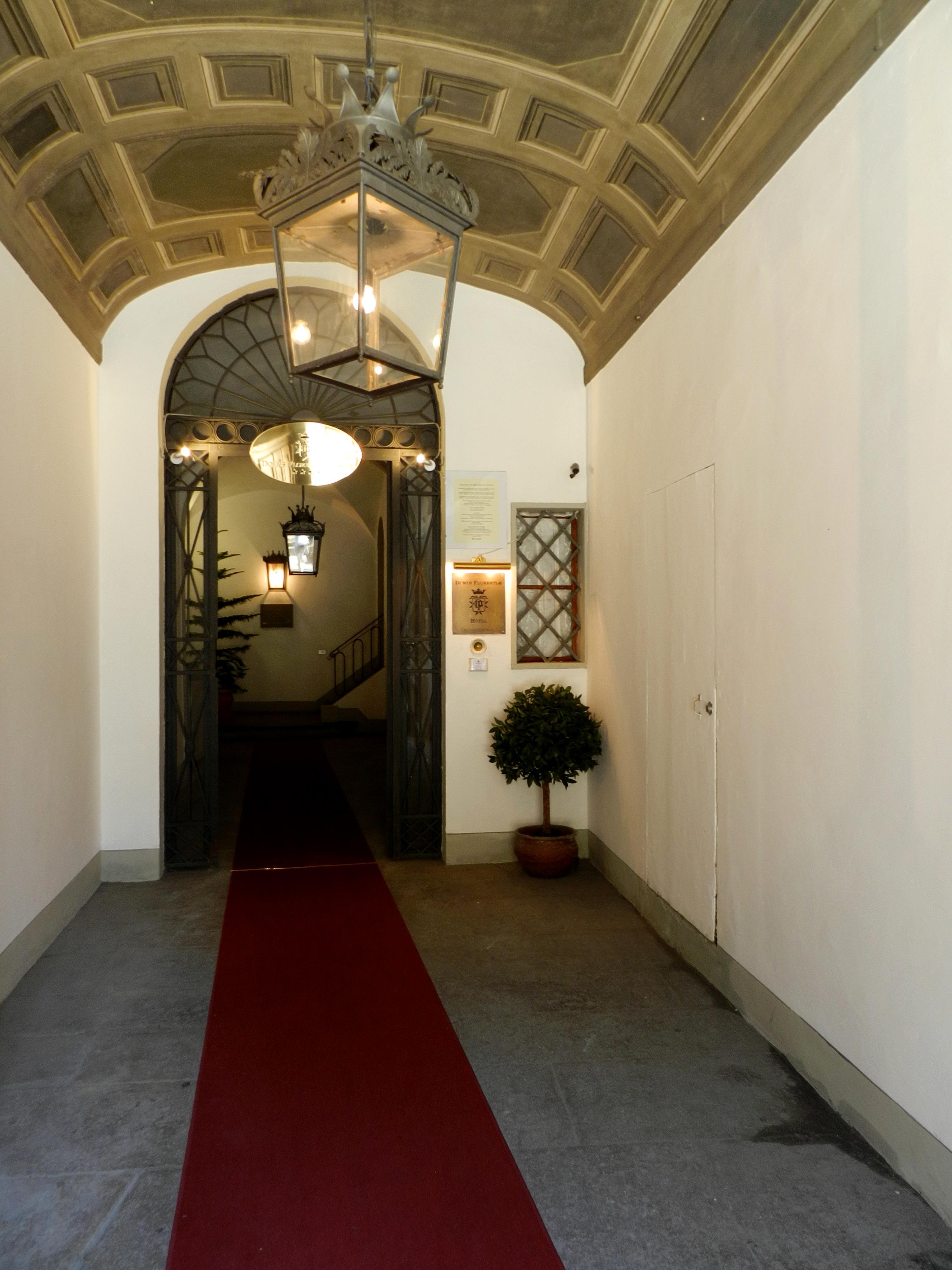 Domus Florentiae Hotel Флоренция Екстериор снимка