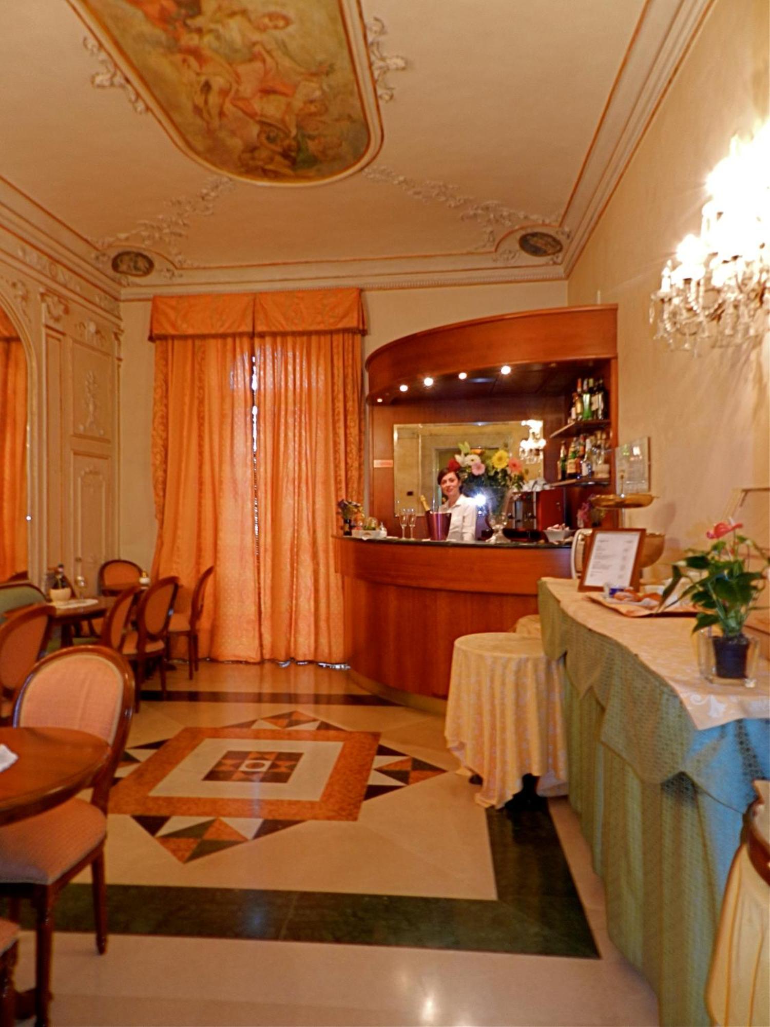 Domus Florentiae Hotel Флоренция Екстериор снимка
