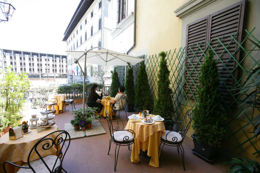 Domus Florentiae Hotel Флоренция Екстериор снимка