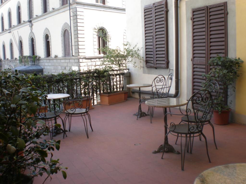 Domus Florentiae Hotel Флоренция Екстериор снимка