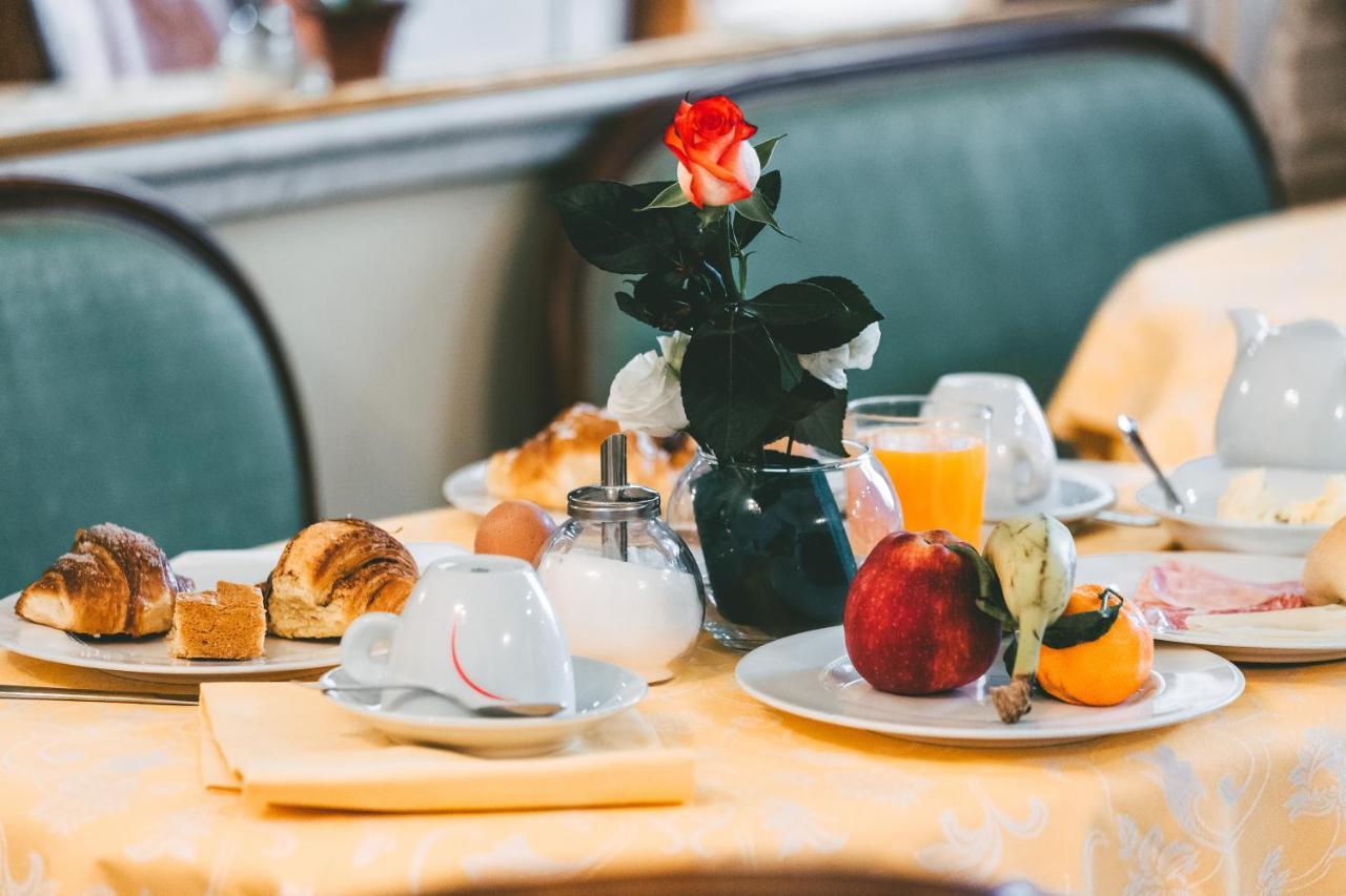 Domus Florentiae Hotel Флоренция Екстериор снимка